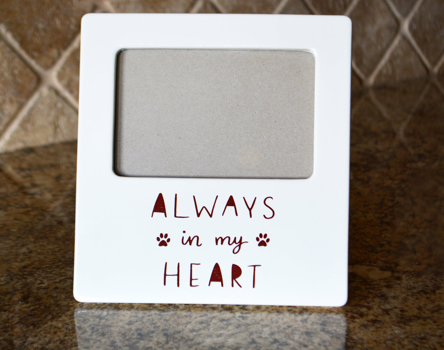 Personalized White Ceramic Pet Picture Frame - Dog or Cat Memorial Photo Keepsake - Always In My Heart