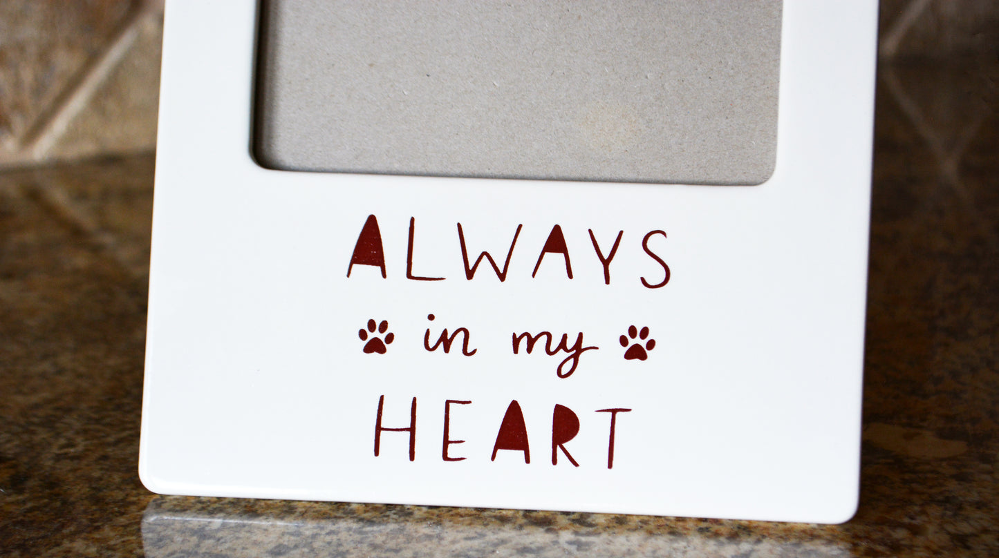 Personalized White Ceramic Pet Picture Frame - Dog or Cat Memorial Photo Keepsake - Always In My Heart