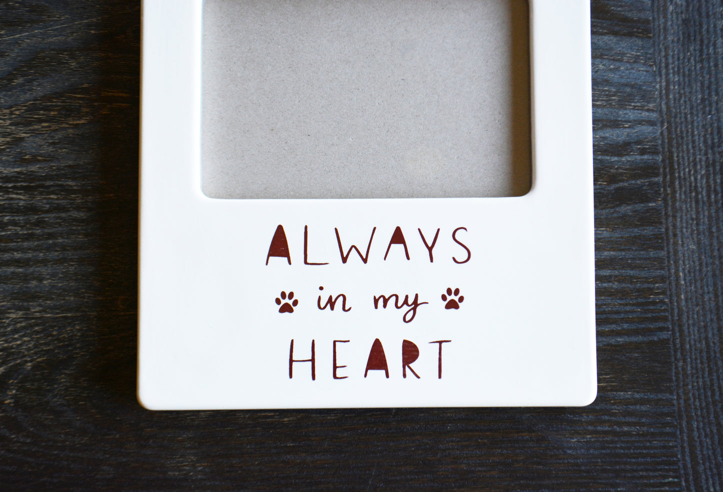 Personalized White Ceramic Pet Picture Frame - Dog or Cat Memorial Photo Keepsake - Always In My Heart