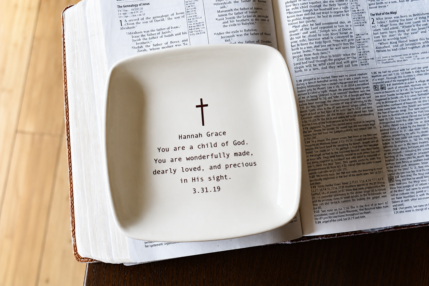 Personalized Scripture Keepsake Dish with Cross - Unique Baptism, First Communion and Confirmation Gift