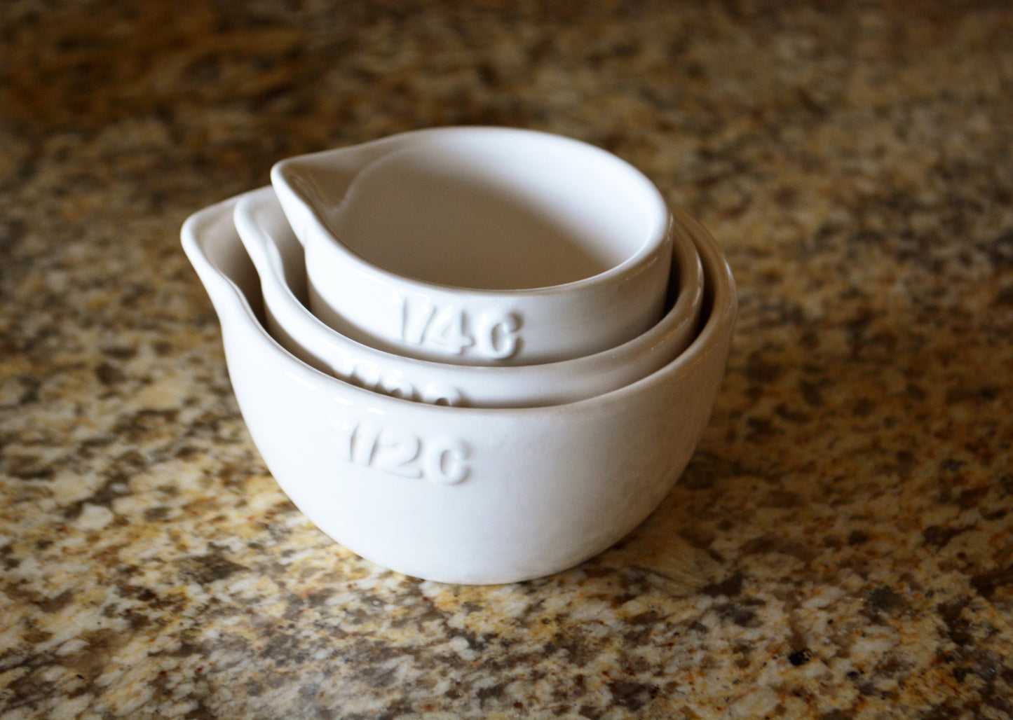 Personalized Ceramic Nesting Measuring Cups Set - Custom Handwritten Gift for Daughter, Bride, Mom or Baking Lover - 1/2 Cup 1/3 Cup 1/4 Cup