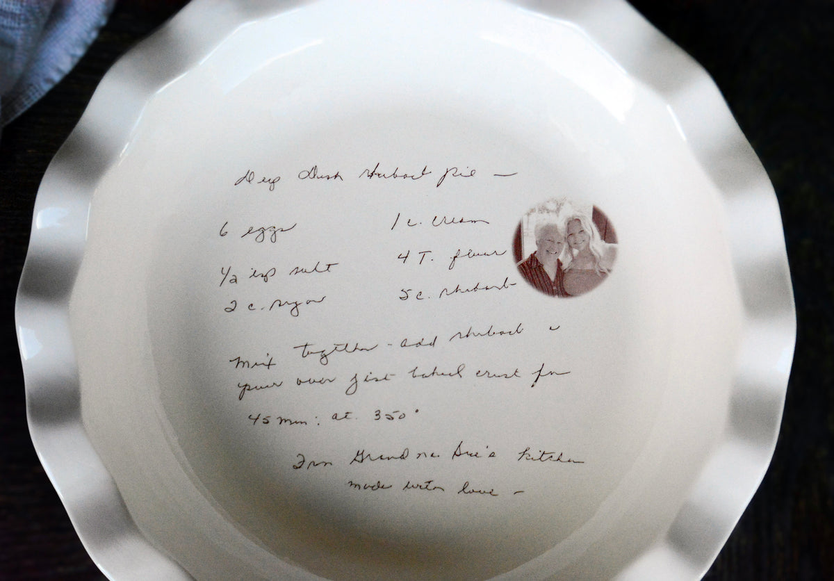 Personalized Scalloped Pie Dish with Handwritten Recipe and Photo – Custom Family Keepsake - White Ceramic Dish