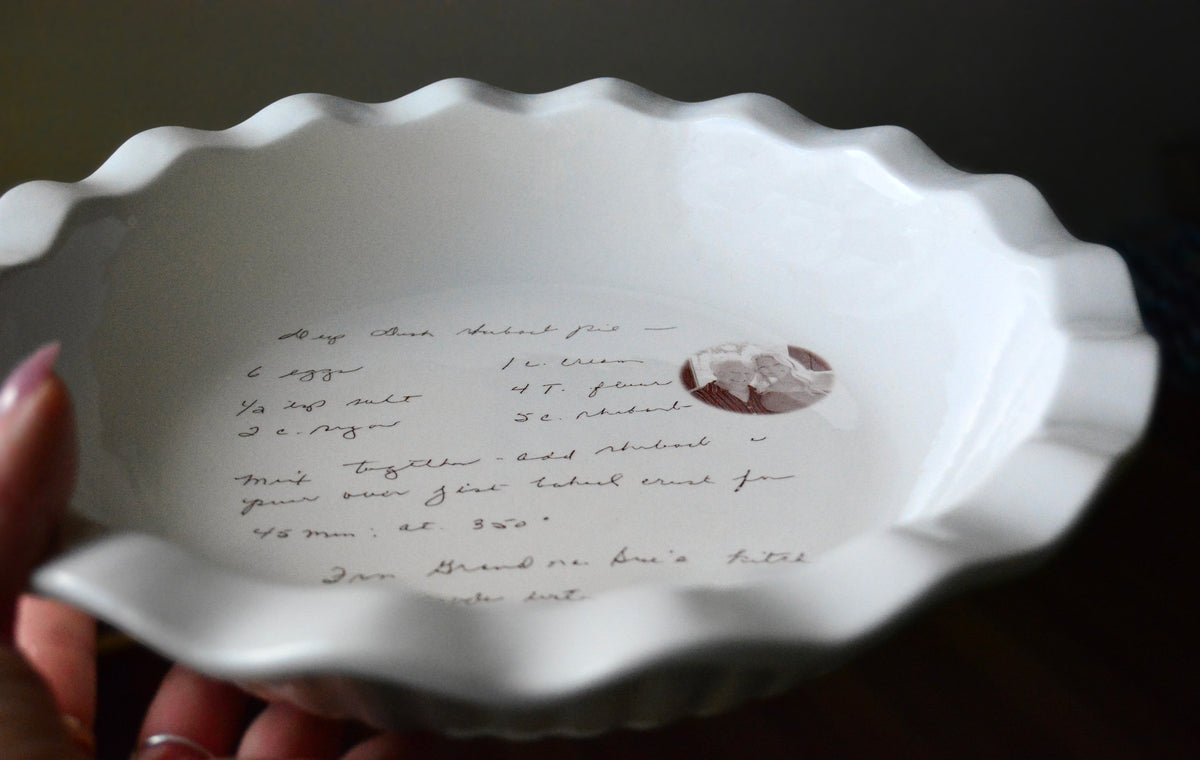 Personalized Scalloped Pie Dish with Handwritten Recipe and Photo – Custom Family Keepsake - White Ceramic Dish
