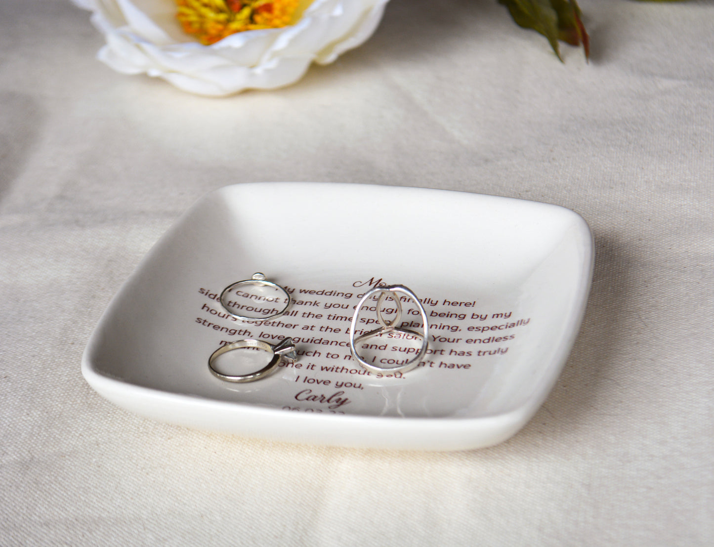 Personalized Ceramic Keepsake Dish with Custom Message - Wedding or Birthday Gift for Mom